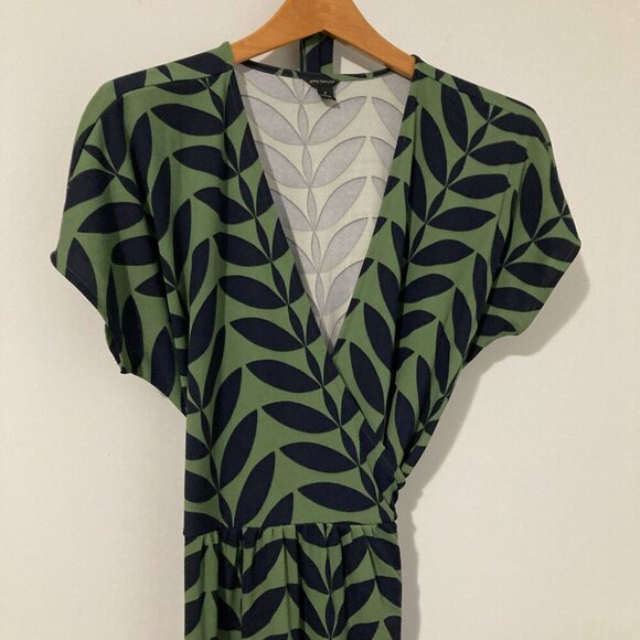 ANN TAYLOR 3/4 Sleeve Geometric BLACK Green WRAP DRESS-V-NECK -KNEE LENGTH Sz 8 - Picture 2 of 11